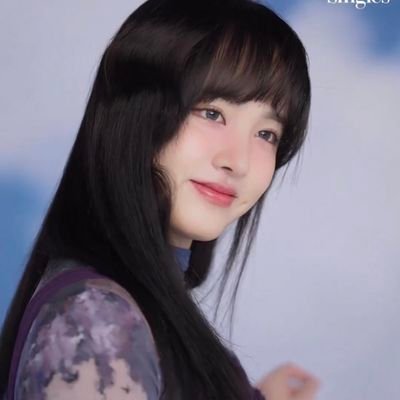 scralletblue's profile picture. ~ IVE
~ Dive