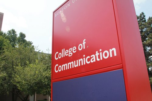 This is a temporary account for @comugrad as we transition over to @COMatBU. Be sure to follow us at @COMatBU for all your updates at BU COM.