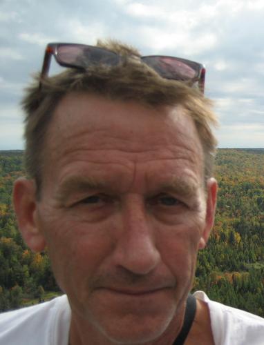 dawsonbell's profile picture. semi-retired journo, contrarian