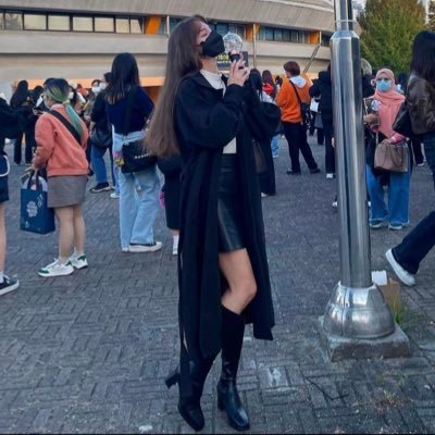 in 🇰🇷 @SophiePremereur @paulinechbnl