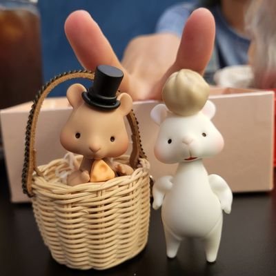 moongmoong26's profile picture. 찍찍이🐹 광인/
뜨개.인형(솜, 구관, 육일, 오비츠 등)  다 조아합니다!
일상트윗