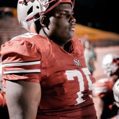 New Manchester hs c\o 2023 6’3 315LBS OT Email: chancemcdowell906@gmail.com “UP NEXT”⭐️