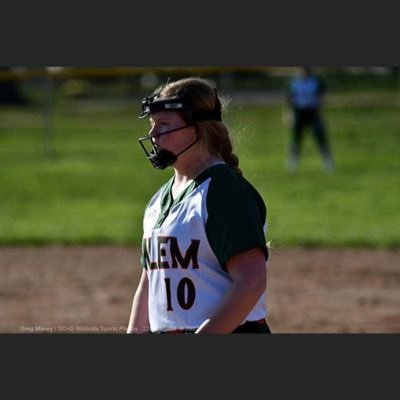 RobertsAlly10's profile picture. 