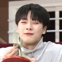 예유 ꪔ͈̫ (@pearlybin) 's Twitter Profile