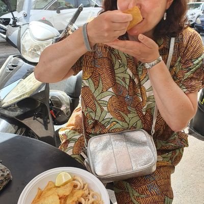 Stoke Newingtonian. Love walking, talking, eating, tweeting, but most of all eating! Oh, and love going to the thEATre. https://t.co/3zPjtE0U9U