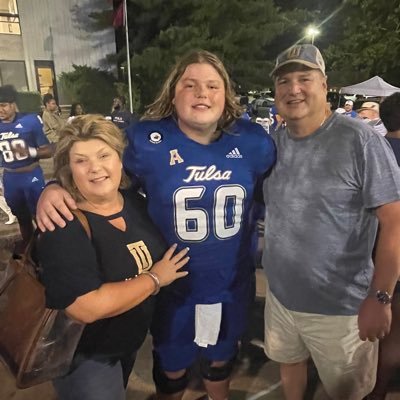 Proud Father of 1st Team All STATE, 1st Team All Area and 1st Team All District Center Trent Robinson #60. Class of 2021.