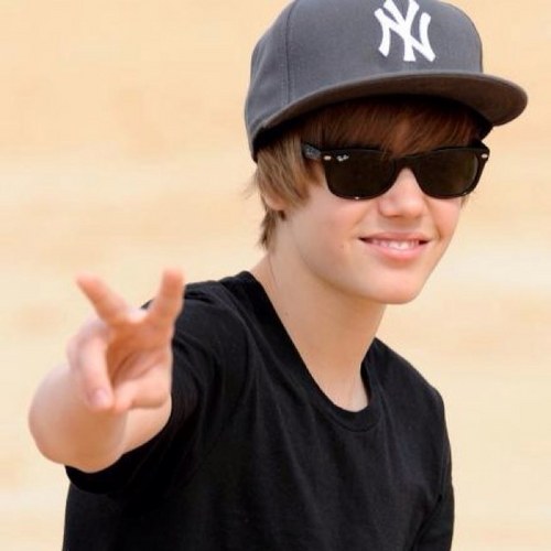 TheKidTheif's profile picture. Lets see...what can I steal today?