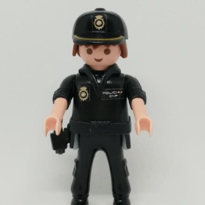 polizquierda's profile picture. Policía de izquierda. Haberlos, haylos. Policía con valores y  por humanos.