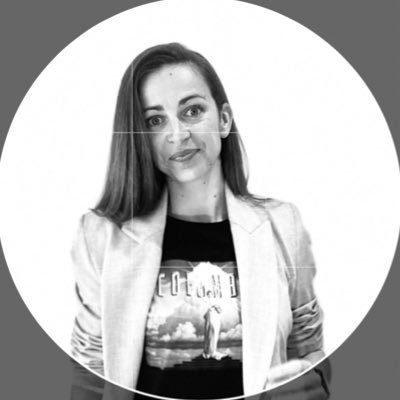 SandraAmutio's profile picture. 📚 Técnica de #Marketing y Publicidad. 👩🏼‍💻 Diseño web 📲 RRSS