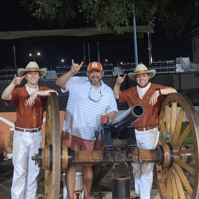 Proud Dad | Navy Veteran | Hook’Em 🤘🏽 | Dallas Cowboys | Houston Astros