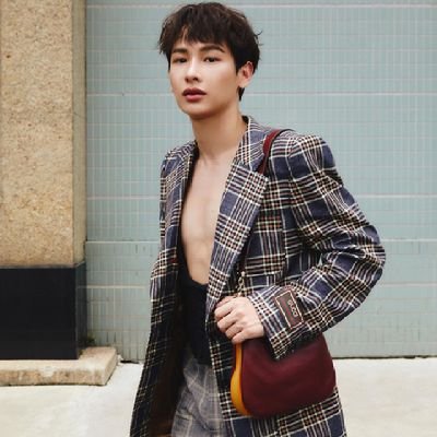 love0000143's profile picture. 💚_💜