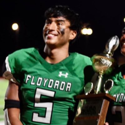 FHS, #5 C/O 23, 6’0 175, RB OLB, Email: andresmendoza10372@gmail.com