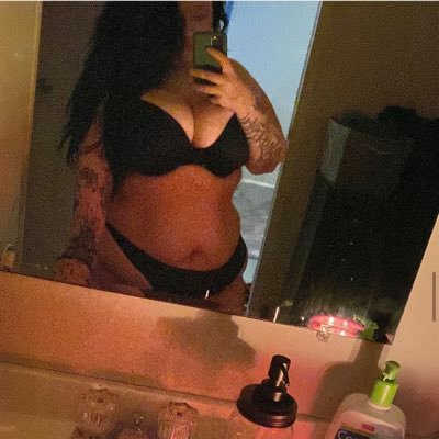 siickbtc's profile picture. 1996. Virgo. Snap: siickbtc3