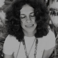Ana Fonseca (@nalaura_bd) 's Twitter Profile