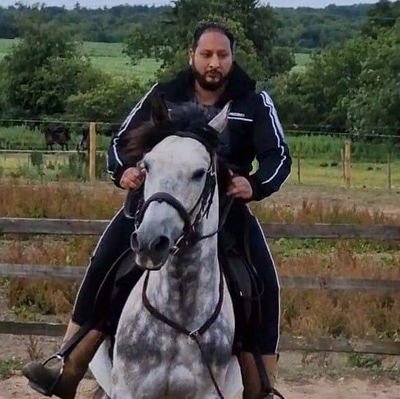 -Love to Travel 
-Owner of Buraaq, My Horse 🐎
-Traditional Archery 🏹
-My Body Guard Zeus 🐕
-Investor in Crypto 🪙
-#XRP 
-Founder and Director of TRIYOB LTD