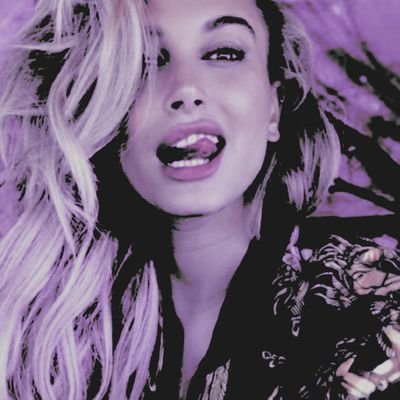 lupuscorcillum's profile picture. ⠀⠀⠀⠀

        ❝𝒮𝘩𝑒 𝑤𝑜𝑟𝑒 𝒉𝒆𝒓 𝒉𝒐𝒑𝒆𝒔 𝑙𝑖𝑘𝑒 𝑎 𝐜𝐫𝐨𝐰𝐧,
          𝑎𝑛 𝑜𝑢𝑡𝑠𝑝𝑜𝑘𝑒𝑛 𝑠𝑜𝑙𝑖𝑙𝑜𝑞𝑢𝑦 𝑜𝑓 𝚍̶𝚛̶𝚎̶𝚊̶𝚖̶𝚜̶.❞
  Parody