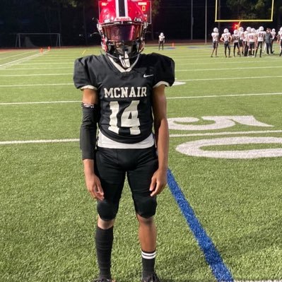 AGTG ✝️ C/O 2026 slot wr/DB at McNair high school 5’7 | 145 🥷🏾