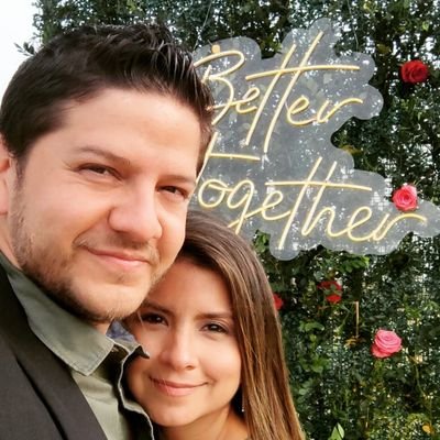 Amante de la música, baterista, Google educator, Educador, padre de familia, profesor... todo lo que me hace feliz =)