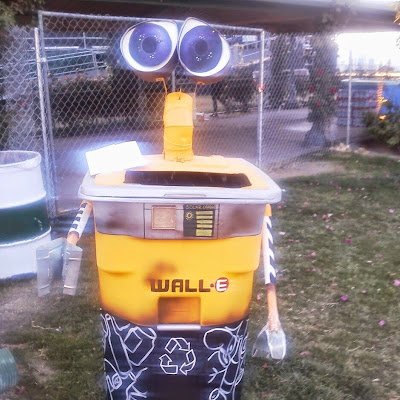 meowbox9000's profile picture. 