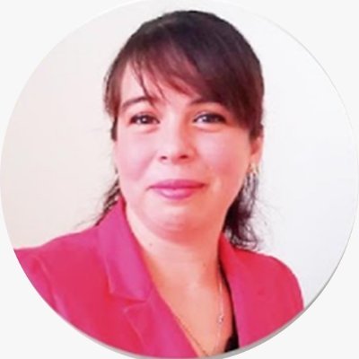Licenciada en Pedagogía y capacitadora virtual docente sobre la tecnología educativa y estrategias didácticas para la enseñanza de diferentes asignaturas.