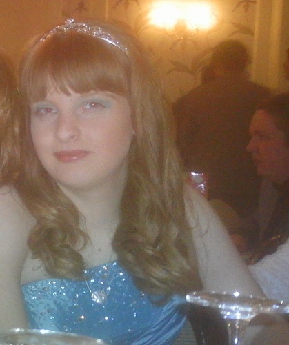 Kourtney_Ruby's profile picture. Song Writer, Sister to @Khloe_Amelia and @NaughtyKimxx and Designer I will follow back 100% Guarantee also Im a huge fan of emmerdale,