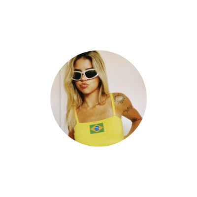 ᅟ ᅟᅟ
ᅟ ᅟᅟ ⸝⸝ Tαlvez “ elα ” só queırα estαr ❪ numα boα ❫ sentındo o sol 🌞 ⊹ olhαndo o mαr 🌊
ᅟ ᅟᅟ ᅟ ᅟ