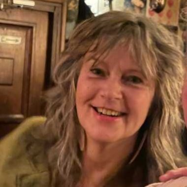 Arline_vg's profile picture. 