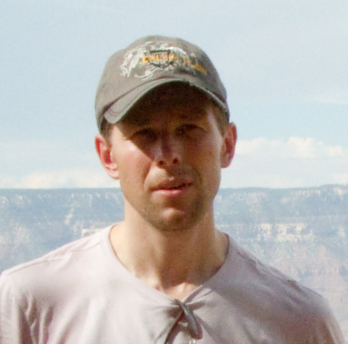 vrobertas's profile picture. 5WUZAM4L