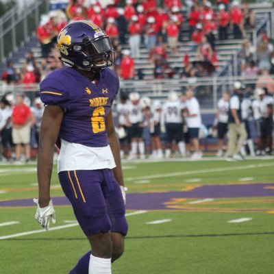 6’3 class of 2023 🎓 wr/safety/cb weight:200lbs 40 time :4.45 #LLBJ#LLBH💙 GOD FIRST 🩶email:gdanijhalon@gmail.com https://t.co/YRwVh1B9HQ