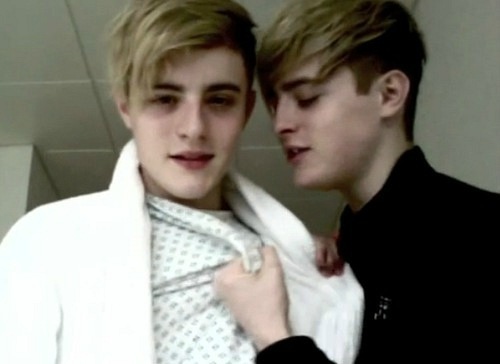 keksik_grimes's profile picture. Hi. I'm Christina. Girl from Russia.Love @planetjedward! Love my followers. Follow me, and i follow back.♥