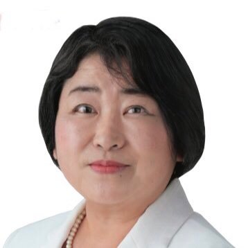 内田裕美子（うちだゆみこ）です！/公明党 藤岡市議会議員 3期目/防災士/モットー：ひとりの笑顔のために懸命に働きます！/趣味：読書（推理小説）・お笑い鑑賞・SNSの猫の写真・動画鑑賞/好きなアーティスト：福山雅治・ゆず・嵐/出身校：高崎商業高校/家族：夫・息子３人・母/血液型：O型