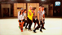 Apenas mais um fã clube apaixado por Rebelde. ♥.♥
Criado no dia 20.10.11 :D 
Donas: @clarasampaio_ e @loorereis_ :)