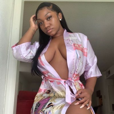 Jessica98183341's profile picture. down for hookup nothing more