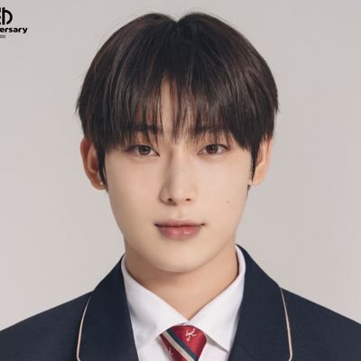 geonFAD's profile picture. reading