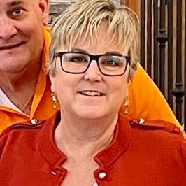 Rhonda_Friscia's profile picture. Mom, wife, sarcastic person