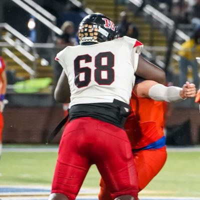 6'0 309/ co'24/ Northside high school, GPA: 2.9/ RG, NG, RT/ kalebfox00@gmail.com/ (337)541-4414