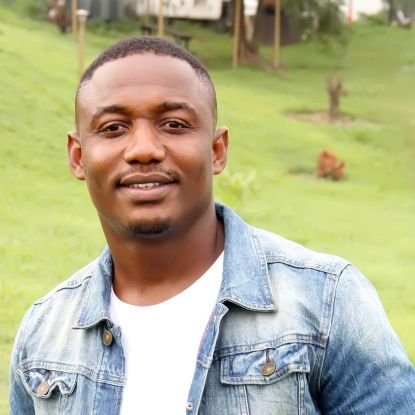 ChucksAfuwah's profile picture. Nigerian.
Football and Politics.
Super Eagles and Arsenal.
