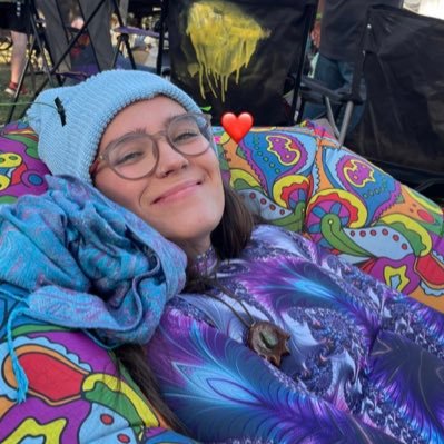 26🍄• ♓︎♊︎ ♍︎• Highly average emotional bitch •probs snacking🍟🧃♥️3/10/19•𝕆𝕕𝕖𝕤𝕫𝕒 ⬡
