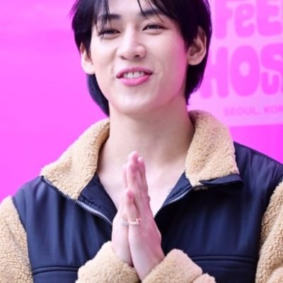 เมนน้องแบมแบม พี่มาร์ค พี่แจ๊คสัน
MTBB
BamBam number one