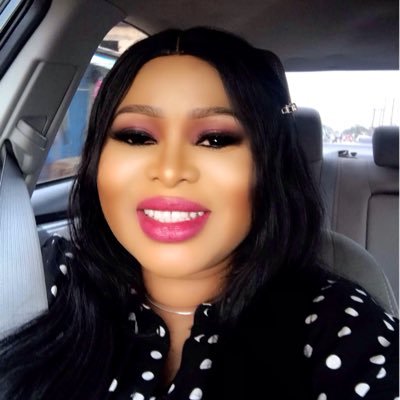 Elfridaroyal's profile picture. 