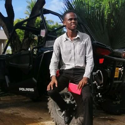 KellyOtumba2's profile picture. 