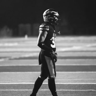 C/O 23/ RB/LB/ Del Oro High School/ 5’ 10/ 200 lbs/ 3.5 GPA/ 1st Team All SFL RB/ 4.57-40yard dash/ 455 lb squat