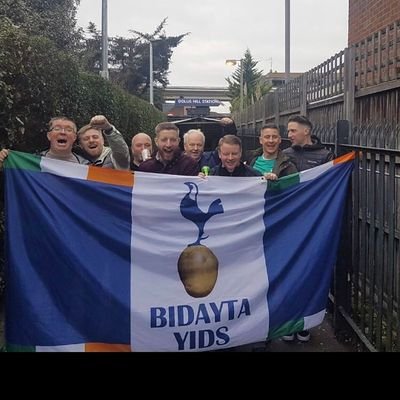 (new account 🙄) Up the spurs!! #COYS, nothing better than day at The Lane, Yids!! LOI⚽🟦⬜,  Family🧡💯, Hurling🇳🇬, NBA, MMA, pint+drunken kebab