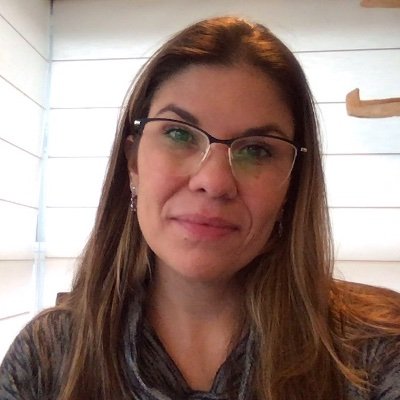 Associate professor of Feline Medicine - UFMG🐱
President of the Brazilian Academy of Feline Practitioners
Mother of 2 👫 and 3 😺