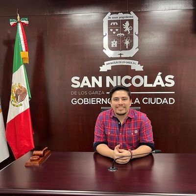 Regidor por morena en #SanNicolasDeLosGarza 21/24. Maestro en C. Políticas por la Autónoma de Nuevo León e hincha de los Tigres.