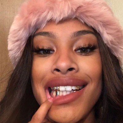 perfectbunda's profile picture. 18+ ┃Daily content 🚨 ┃Dm for removal ┃discord at 1k ┃ going private tmrw | Main account - @averagebunda | https://t.co/bgEzD6X6ne