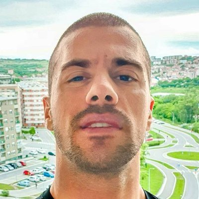It's all in your head. || Crypto Trader 📊|| Entrepreneur || Crypto Tutor || Visual Artist 🎨 || Always DYOR 💪 || Swing Trader || Tweets not financial advice.