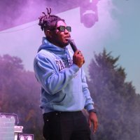 The Celebrity Host. (@cdkonthemic2x) 's Twitter Profile Photo