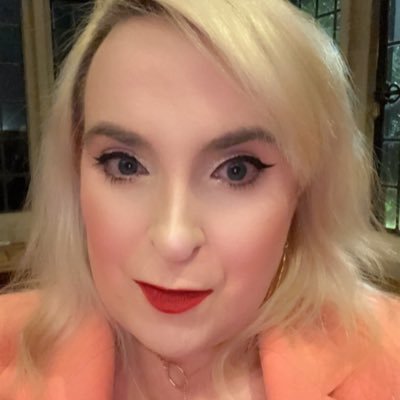 becca_harper201's profile picture. My opinions are my own. 🧡🖤🐺