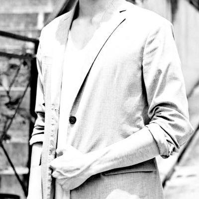 EarlGrey0519's profile picture. 東京■アラサー■181cm■アイコン本人■生粋のおぱい星人